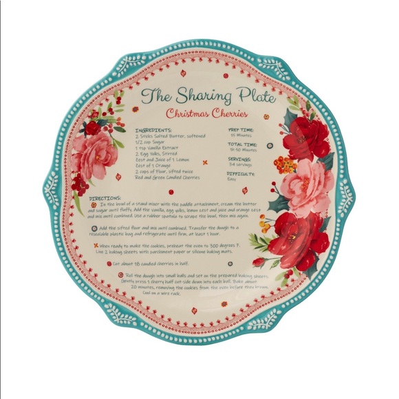 The Pioneer Woman sharing plates. - Picture 4 of 10